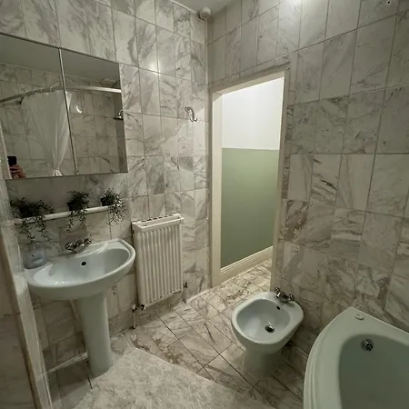 Central And Affordable Flat For 6 People In Zone 1 - Baker Street - With Breakfast Included Лондон Экстерьер фото